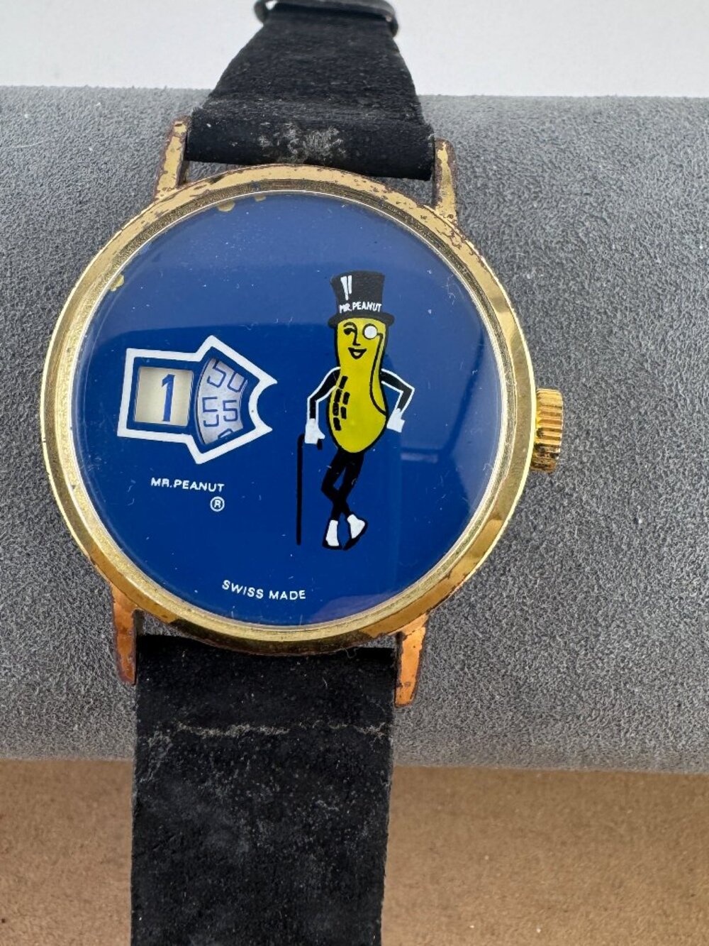 Classic Vintage Mr Peanut Blue Jump Dial Gold Tone Swiss Watch